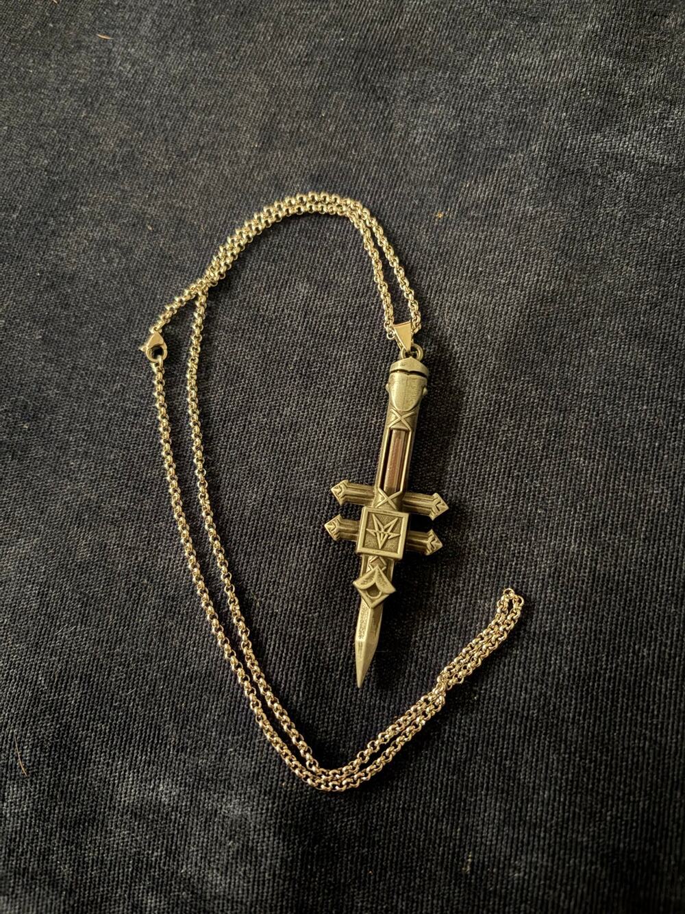 Falling in Reverse Fake Blood Pendant Necklace Emo Goth Band Jewelry